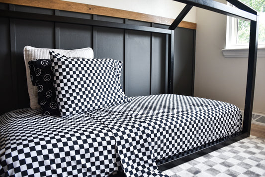 Soft as Sheet Checker set